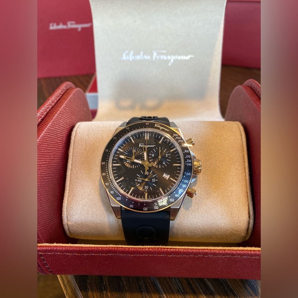 ⚡️AUTHENTIC⚡️ BRAND NEW Salvatore Ferragamo Black and Gold Chronograph Watch